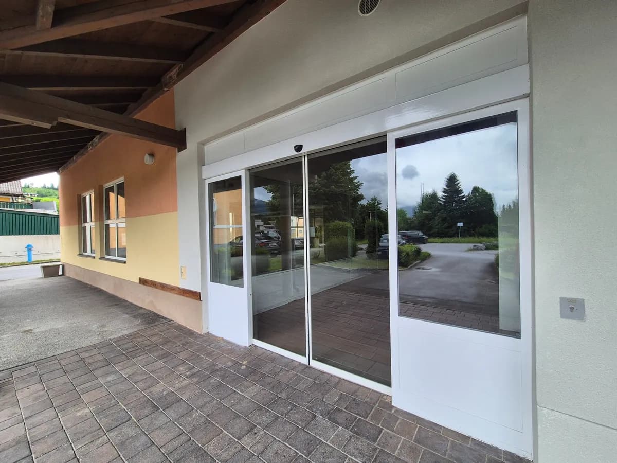 Gewerbeimmobilie mieten in Hallein – 179 m², € 9 – Bild 2 von 12