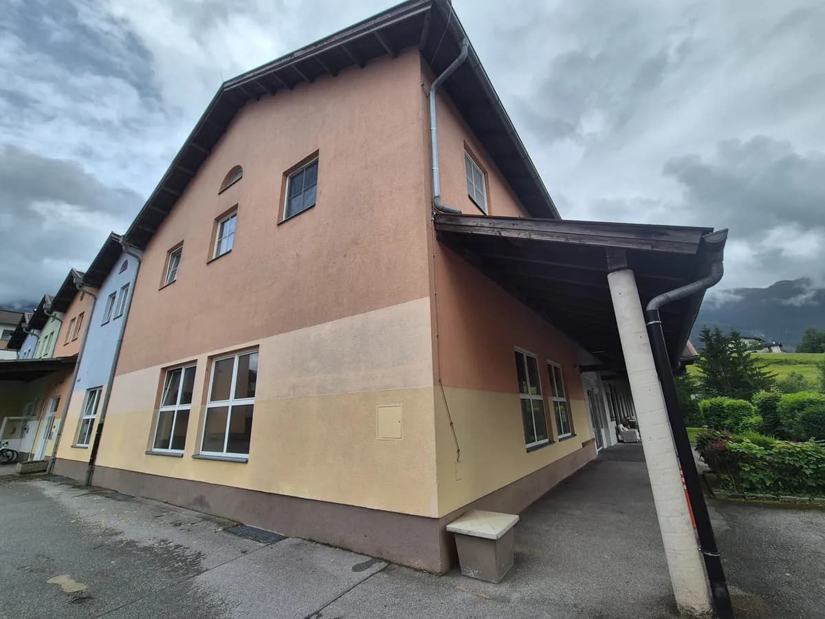 Gewerbeimmobilie mieten in Hallein – 179 m², € 9 – Bild 4 von 12