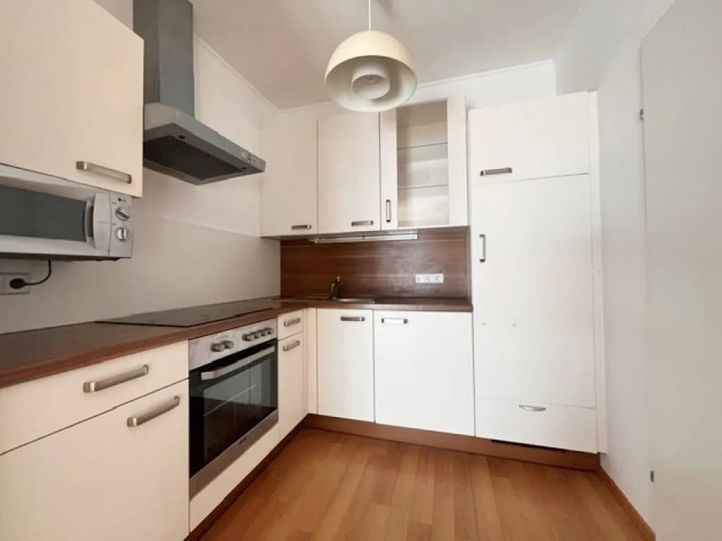 2-Zimmer-Wohnung mieten in Graz – 68 m², € 912