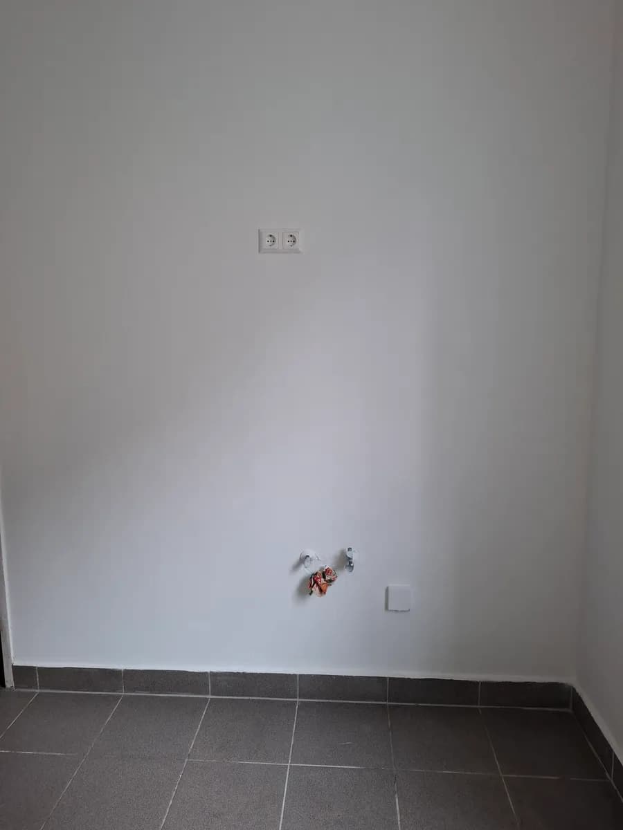 1-Zimmer-Gewerbeimmobilie mieten in Gänserndorf – 12 m², € 250 – Bild 6 von 12