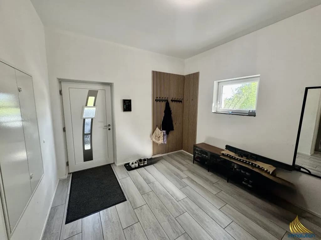 Haus kaufen in Vöcklabruck – 147 m², € 679.000 – Bild 2 von 15