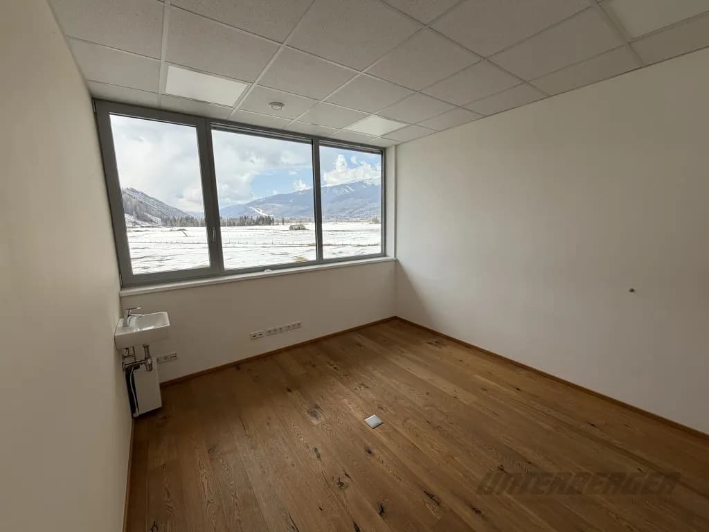 Gewerbeimmobilie mieten in Zell am See – 13 m², € 520 – Bild 2 von 8