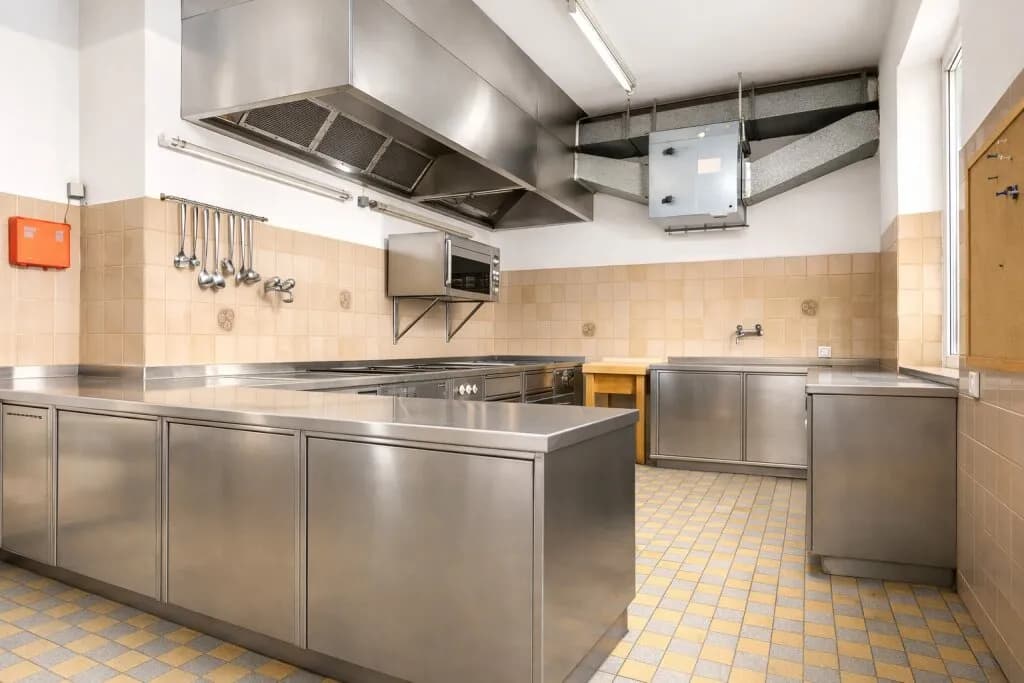 13-Zimmer-Gewerbeimmobilie kaufen in Bludenz – 891 m², € 2.100.000 – Bild 19 von 32