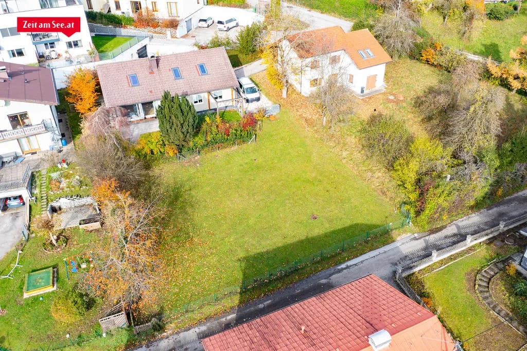Grundstück kaufen in Vöcklabruck – 806 m², € 199.000