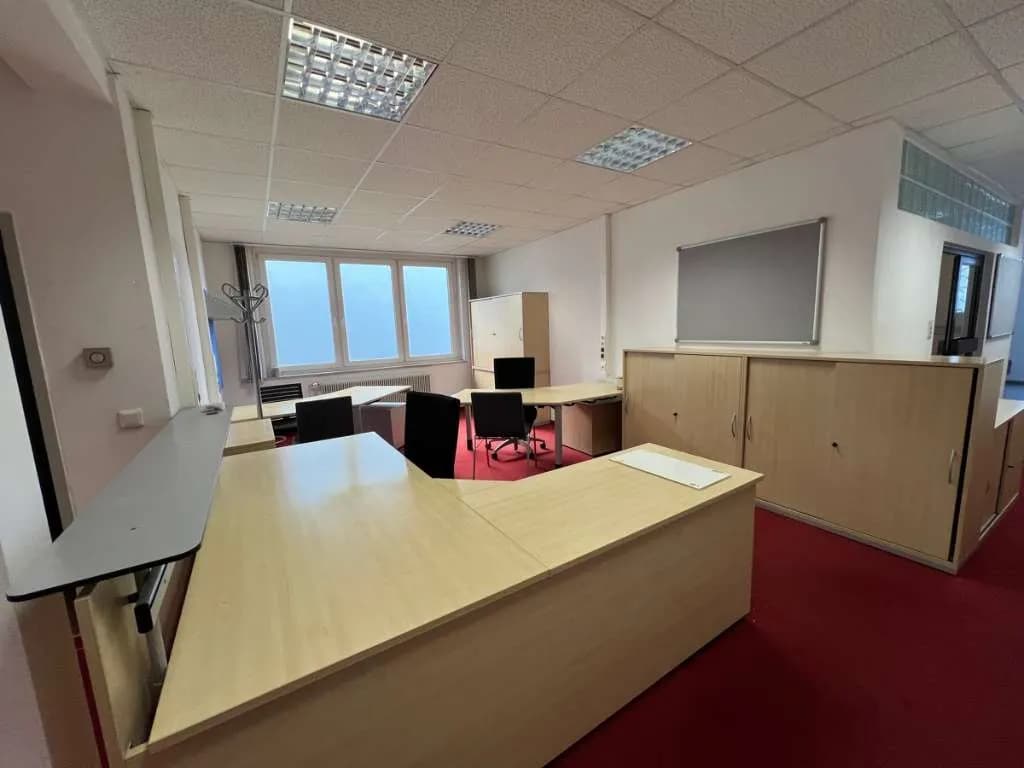 3-Zimmer-Gewerbeimmobilie mieten in Amstetten – 109 m², € 1.424 – Bild 4 von 12