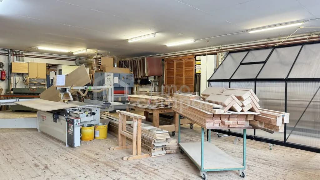 Haus kaufen in Vöcklabruck – 250 m², € 999.000 – Bild 7 von 11