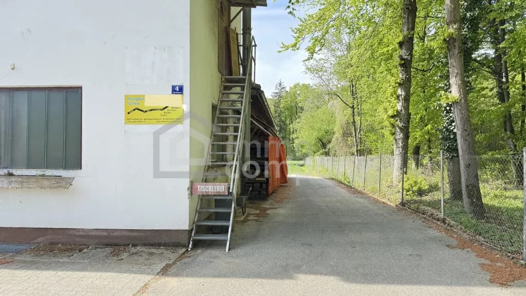 Haus kaufen in Vöcklabruck – 250 m², € 999.000 – Bild 8 von 11