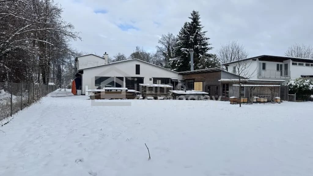 Haus kaufen in Vöcklabruck – 250 m², € 999.000 – Bild 10 von 11