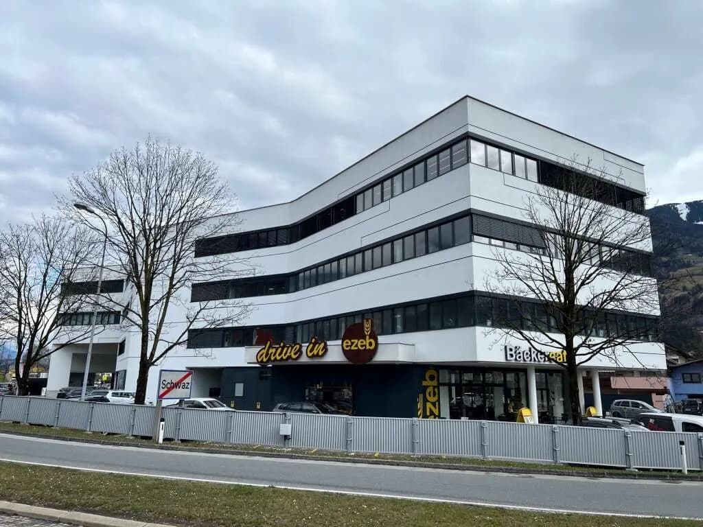Gewerbeimmobilie mieten in Schwaz – 351 m², € 4.700 – Bild 2 von 12