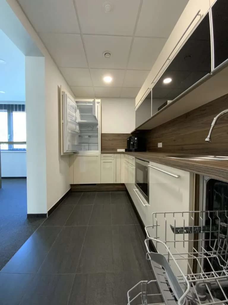 Gewerbeimmobilie mieten in Schwaz – 351 m², € 4.700 – Bild 6 von 12