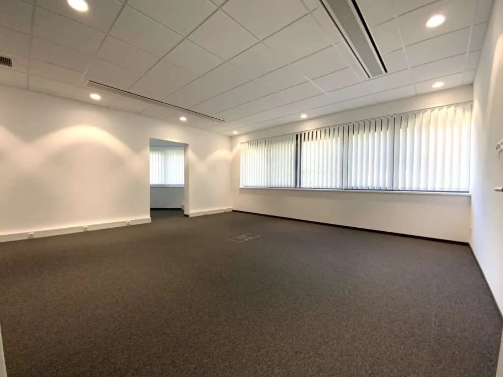 Gewerbeimmobilie mieten in Schwaz – 351 m², € 4.700 – Bild 10 von 12