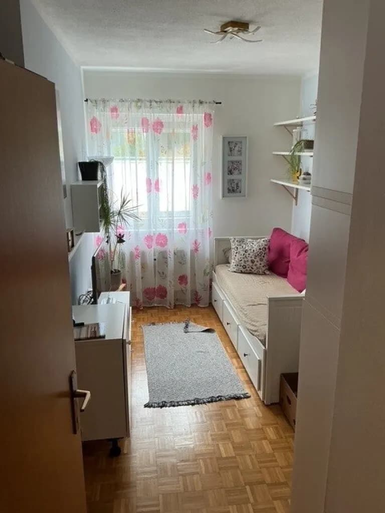 5-Zimmer-Wohnung mieten in Freistadt – 82,5 m², € 883 – Bild 4 von 11