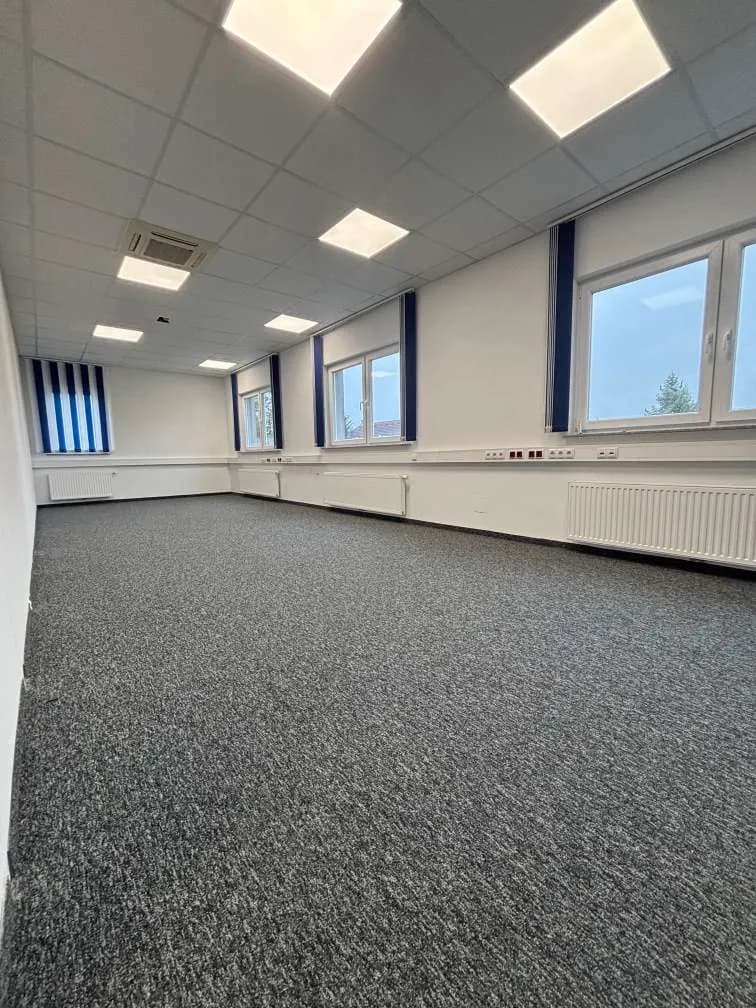 7-Zimmer-Gewerbeimmobilie mieten in Graz – 313 m², € 3.990 – Bild 14 von 15
