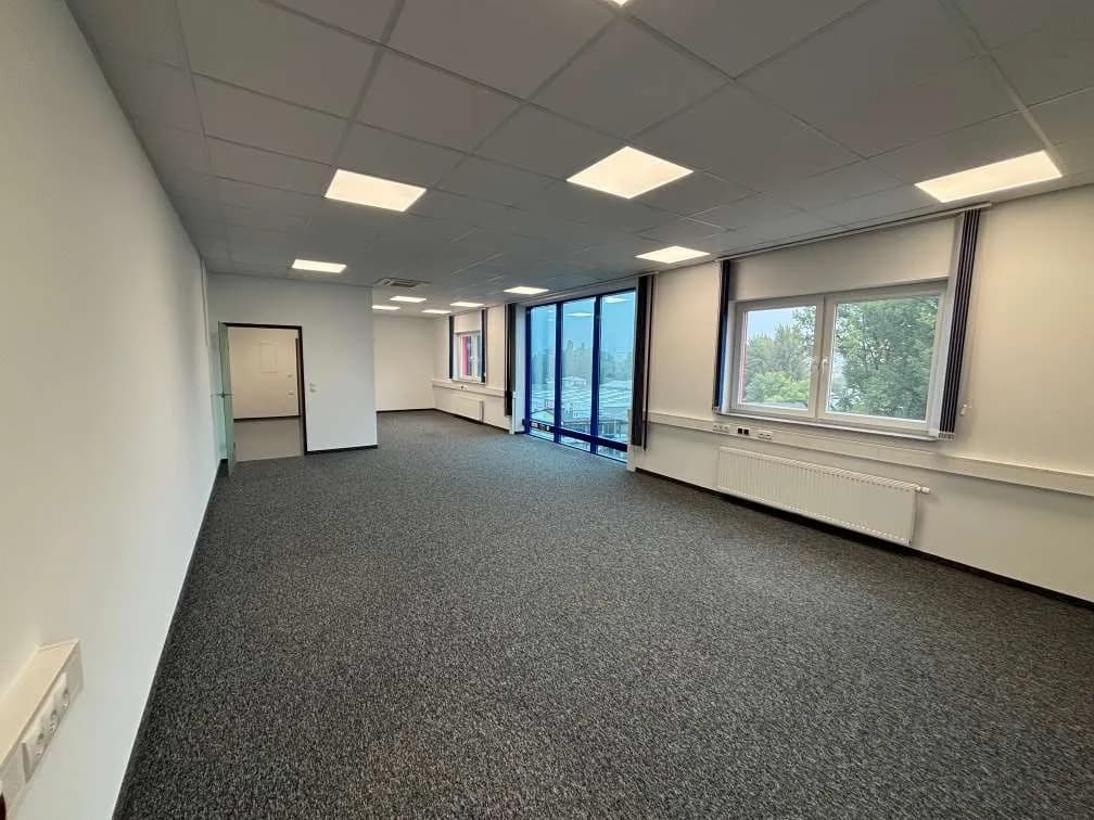7-Zimmer-Gewerbeimmobilie mieten in Graz – 313 m², € 3.990 – Bild 15 von 15