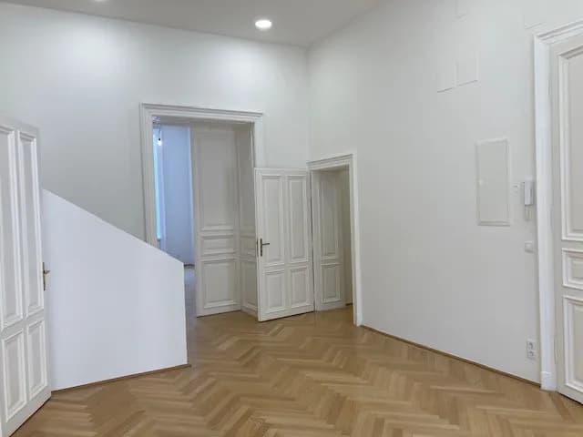 Gewerbeimmobilie mieten in Wien – 1 114 m², € 18 – Bild 4 von 20