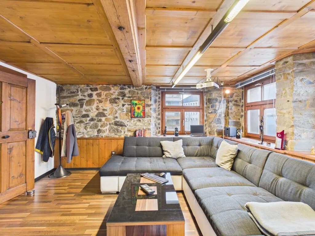 8-Zimmer-Haus kaufen in Feldkirch – 264 m², € 670.000 – Bild 5 von 45