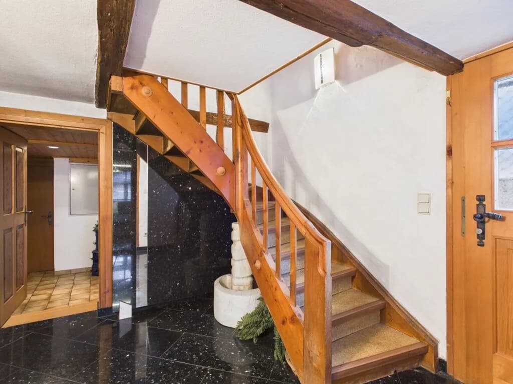 8-Zimmer-Haus kaufen in Feldkirch – 264 m², € 670.000 – Bild 6 von 45