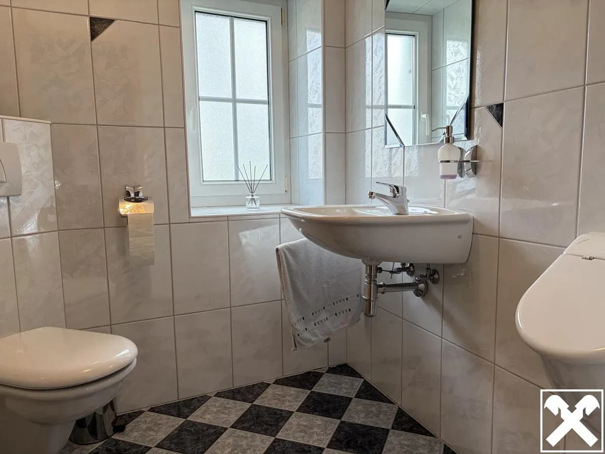 8-Zimmer-Gewerbeimmobilie kaufen in Rohrbach – 260 m², € 429.000 – Bild 12 von 35