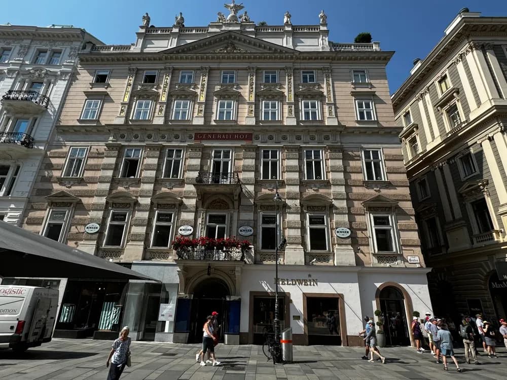 Gewerbeimmobilie mieten in Wien – 460 m², € 25 – Bild 2 von 11