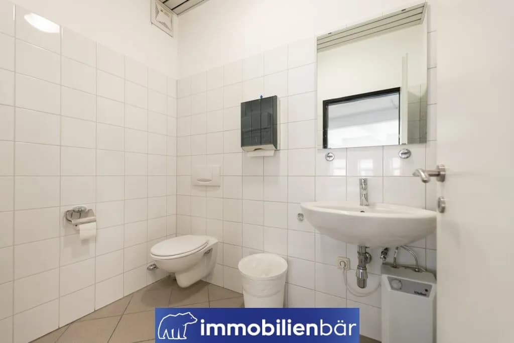 Gewerbeimmobilie mieten in Wels – 256 m², € 7 – Bild 14 von 21
