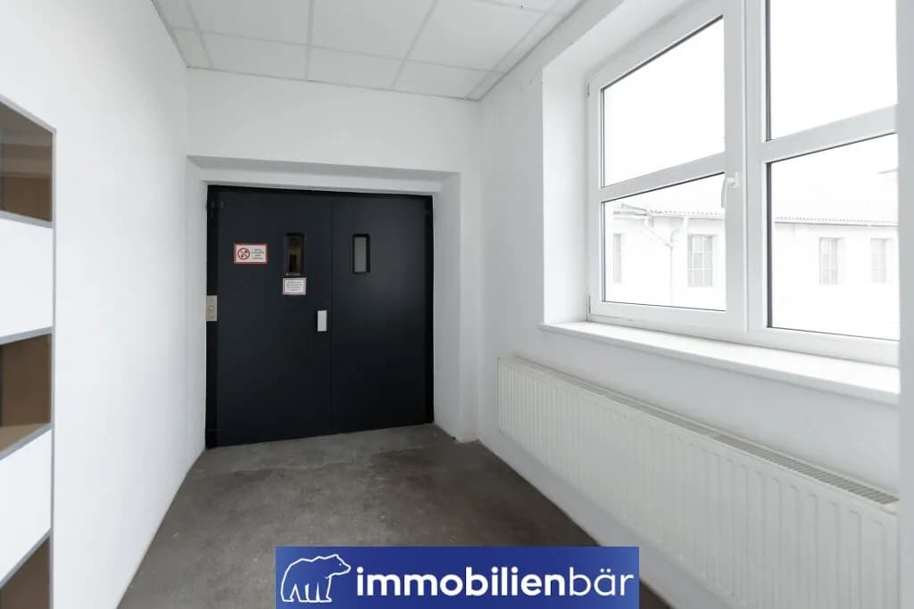Gewerbeimmobilie mieten in Wels – 256 m², € 7 – Bild 16 von 21