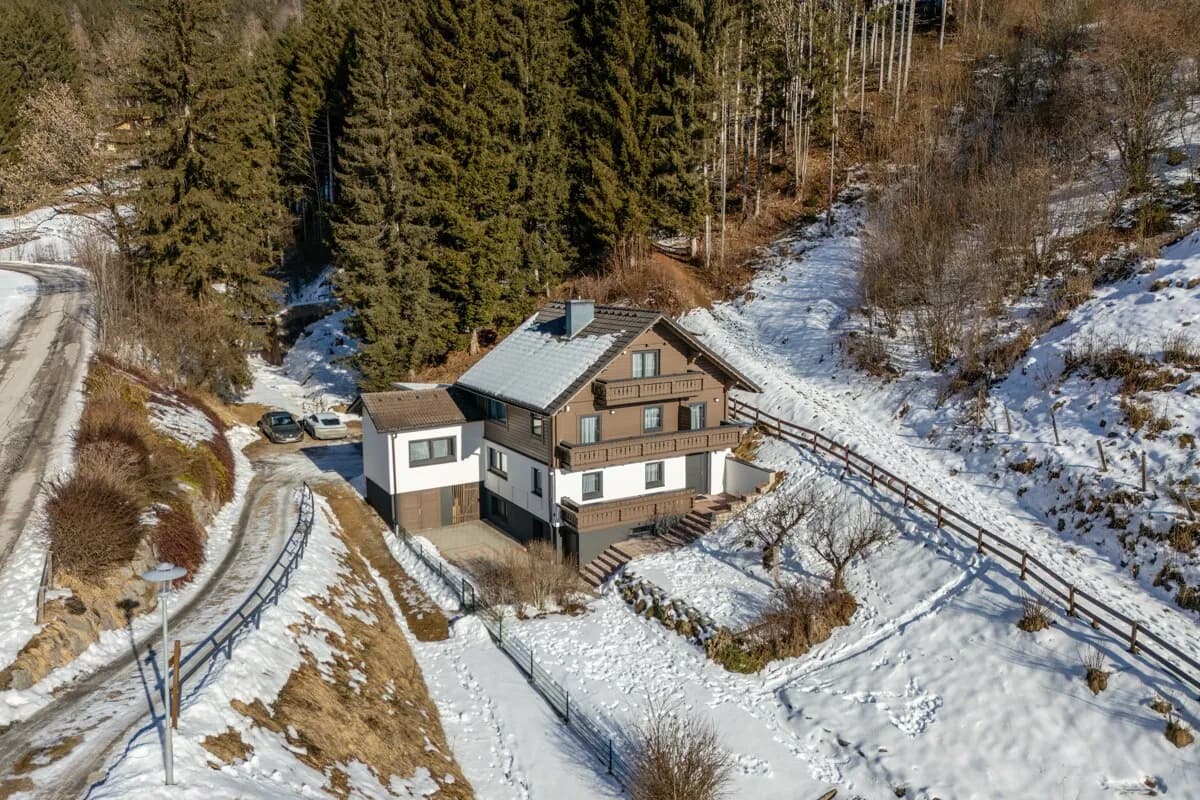10-Zimmer-Haus kaufen in Liezen – 204,34 m², € 985.000 – Bild 2 von 20