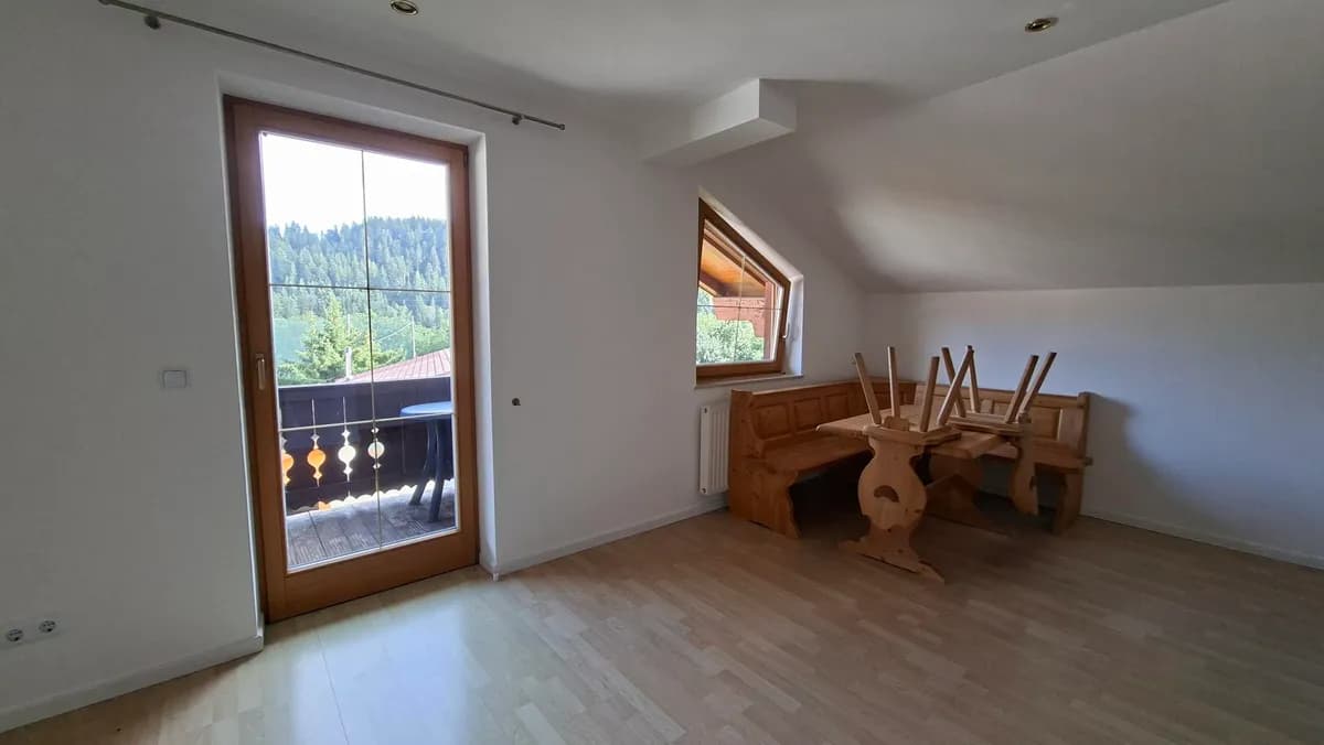 3-Zimmer-Wohnung mieten in Kitzbühel – 84 m², € 1.500 – Bild 2 von 8