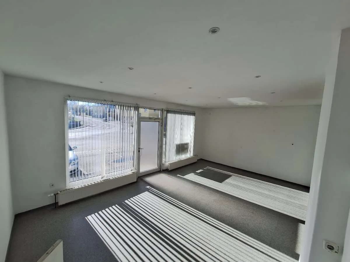 2-Zimmer-Gewerbeimmobilie mieten in Vöcklabruck – 66 m², € 880