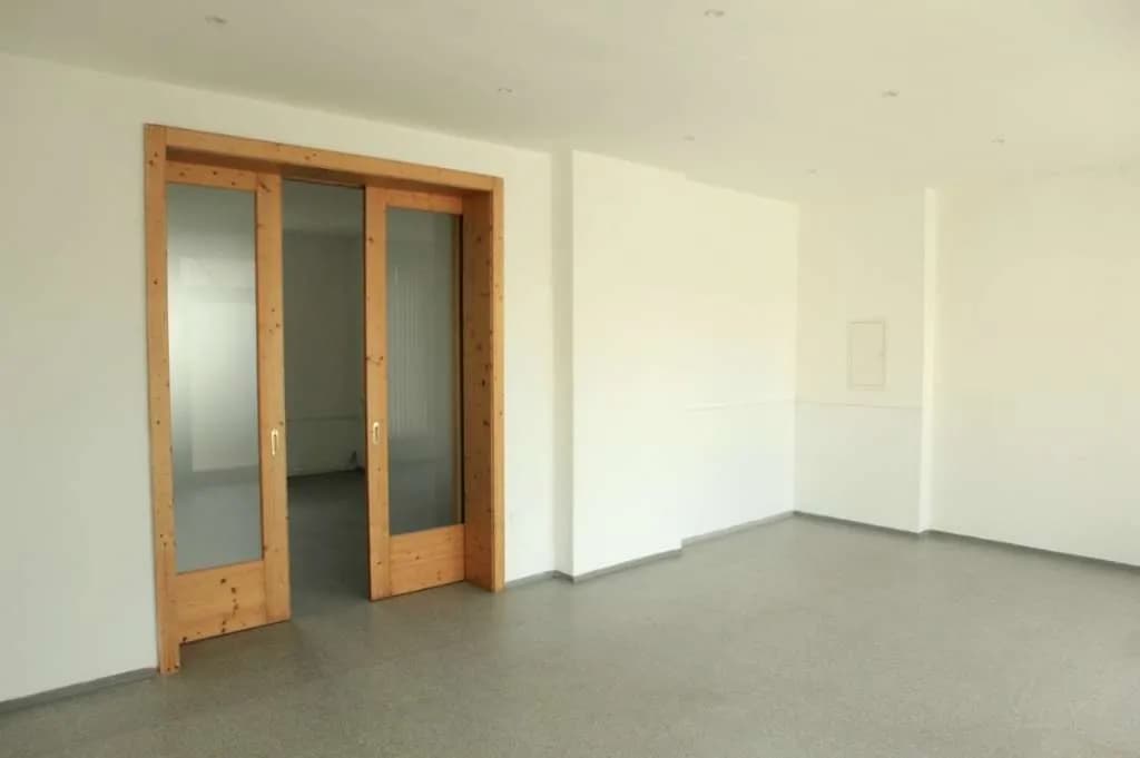 2-Zimmer-Gewerbeimmobilie mieten in Vöcklabruck – 66 m², € 880 – Bild 4 von 13