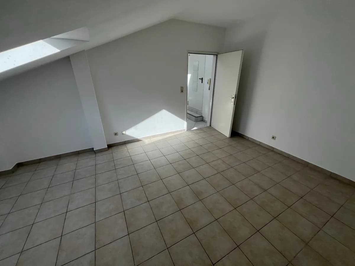 2-Zimmer-Wohnung mieten in Graz – 47,95 m², € 499 – Bild 3 von 9