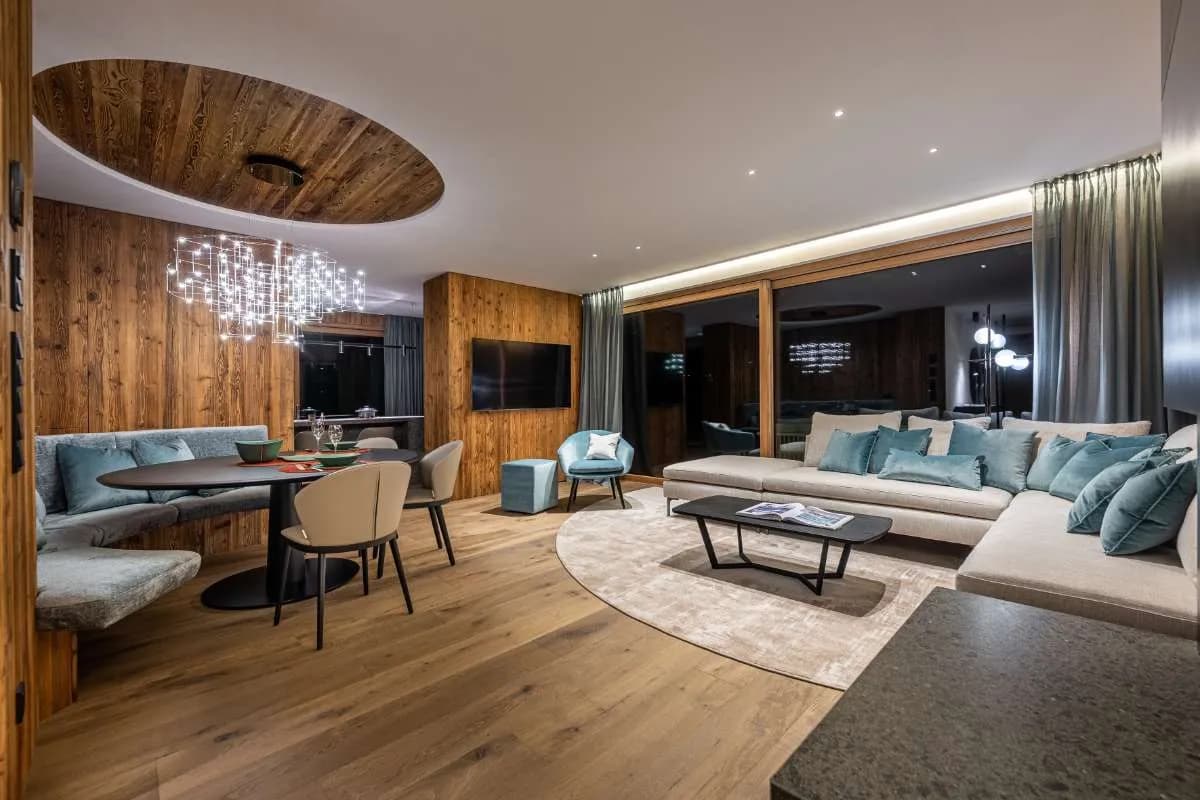 6-Zimmer-Wohnung mieten in Kitzbühel – 232 m², € 7.980 – Bild 6 von 29