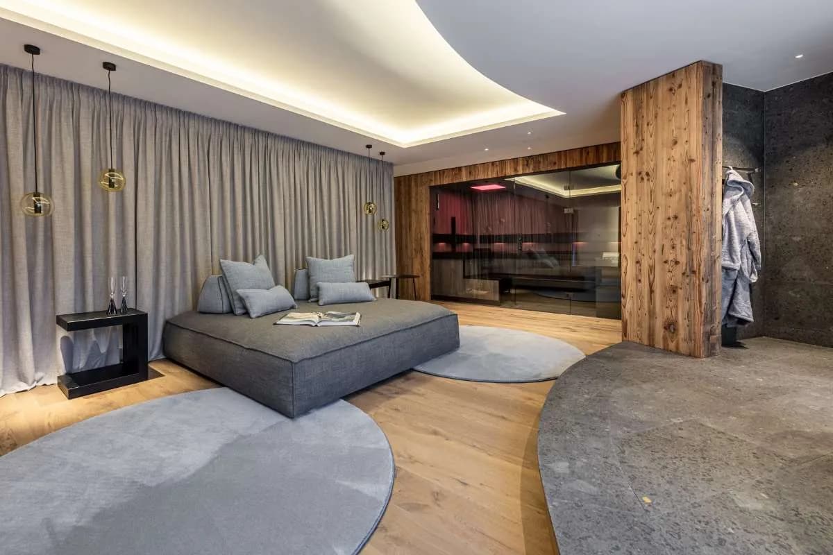 6-Zimmer-Wohnung mieten in Kitzbühel – 232 m², € 7.980 – Bild 9 von 29
