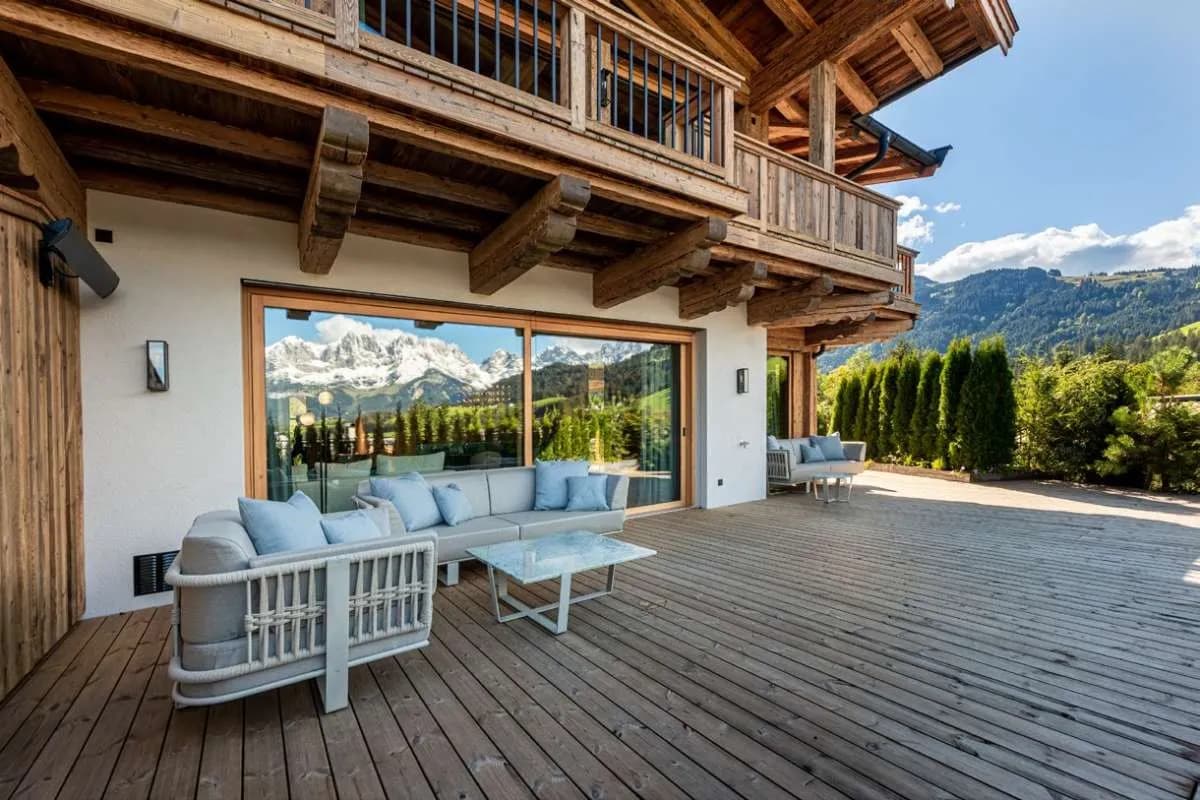 6-Zimmer-Wohnung mieten in Kitzbühel – 232 m², € 7.980 – Bild 16 von 29
