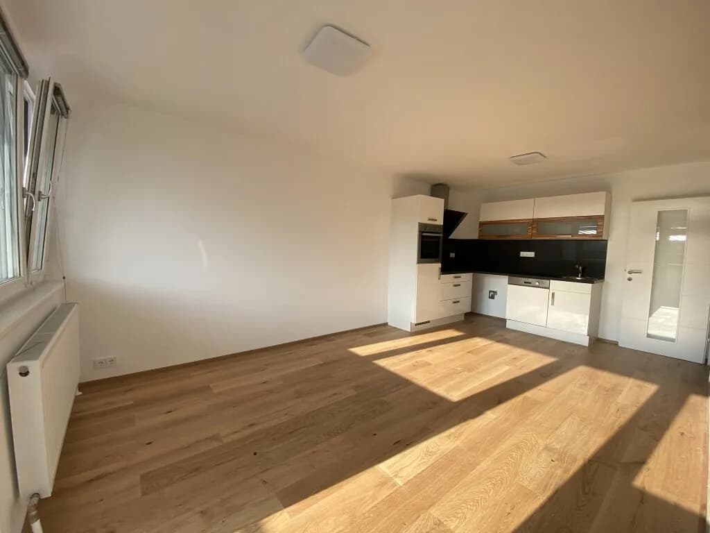 2-Zimmer-Wohnung mieten in Salzburg Stadt – 35 m², € 995 – Bild 2 von 8