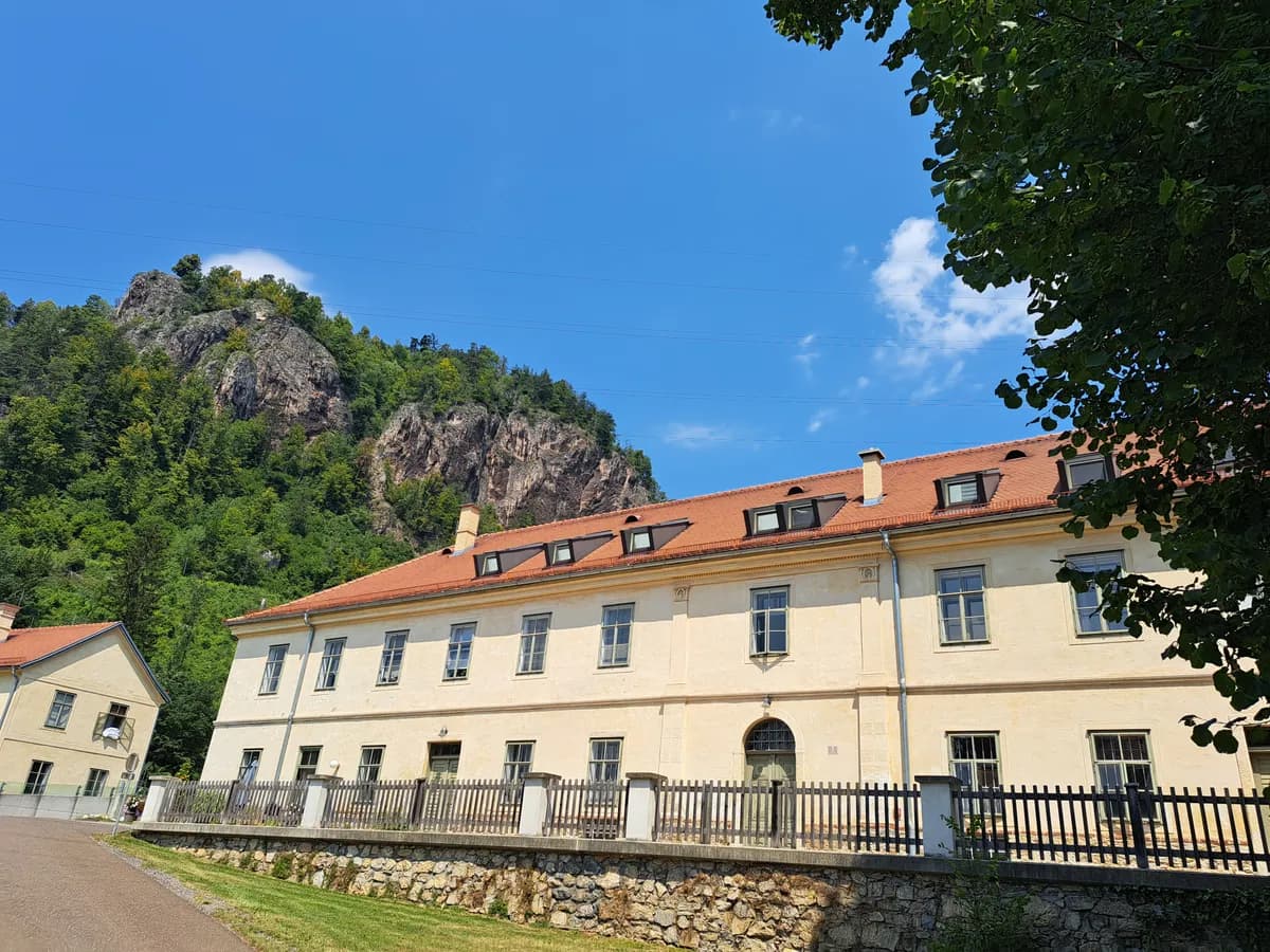 3-Zimmer-Wohnung mieten in Leoben – 76,06 m², € 839