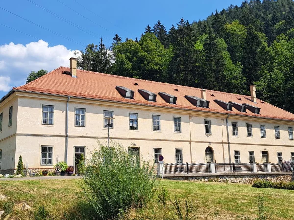 3-Zimmer-Wohnung mieten in Leoben – 76,06 m², € 839 – Bild 2 von 7
