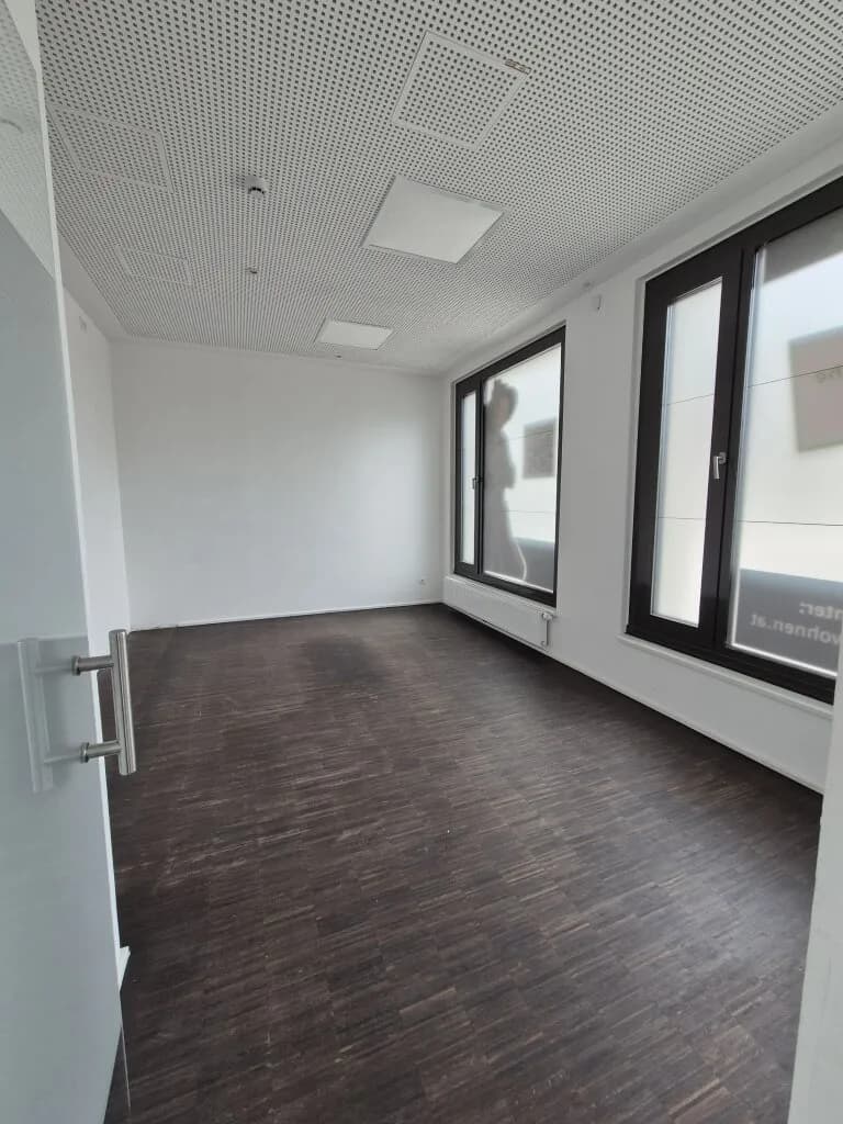 3-Zimmer-Gewerbeimmobilie mieten in Graz – 66,87 m², € 962 – Bild 3 von 6