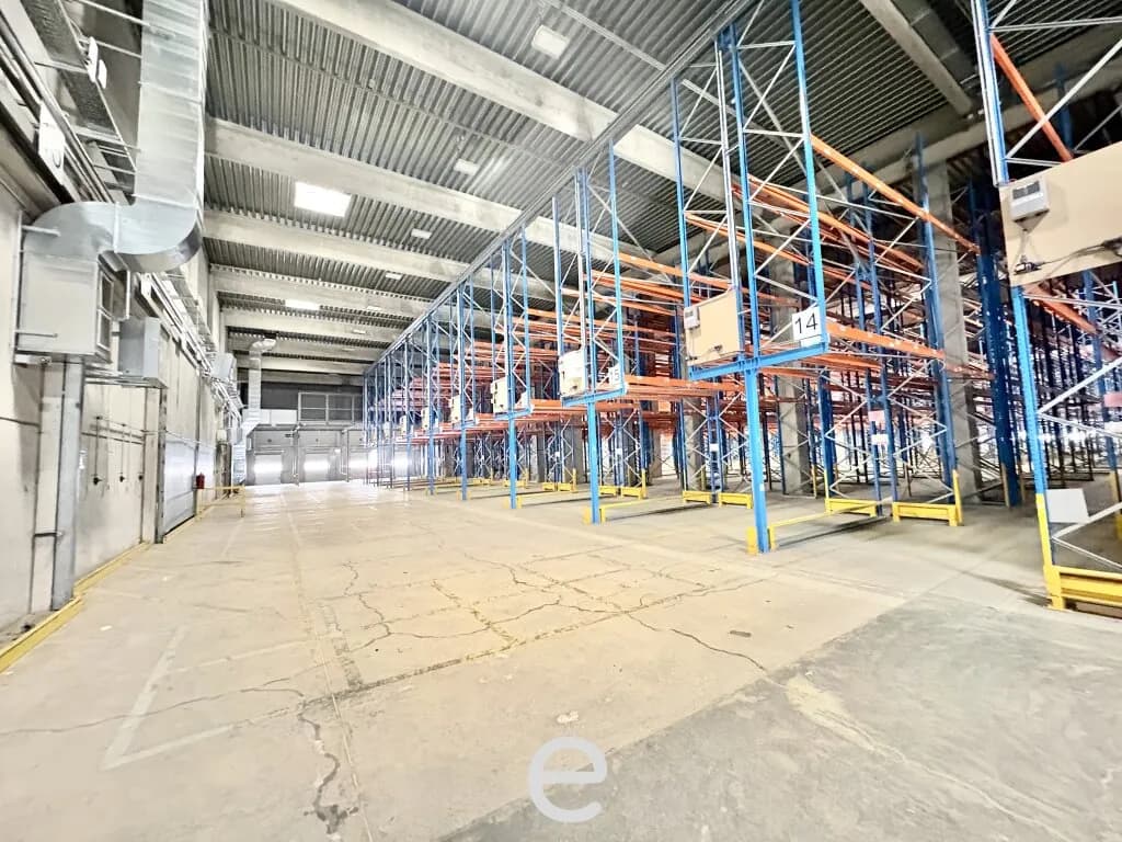 Gewerbeimmobilie mieten in Mödling – 2 192 m², € 7 – Bild 10 von 13