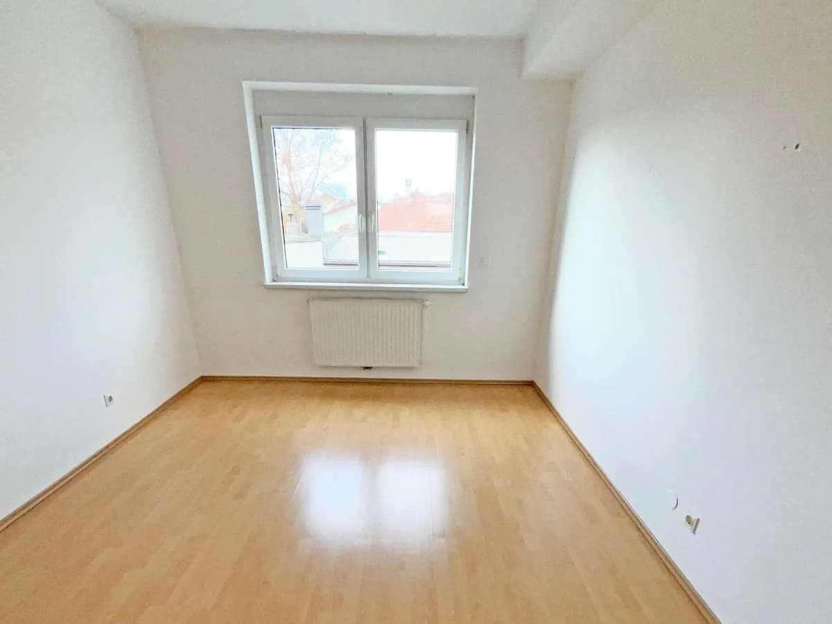 3-Zimmer-Wohnung mieten in Neunkirchen – 82,15 m², € 1.105 – Bild 5 von 10