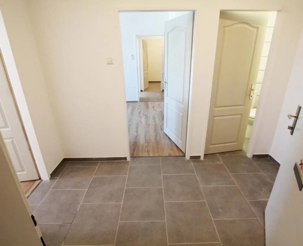3-Zimmer-Wohnung kaufen in Wels – 64,69 m², € 149.000 – Bild 2 von 14