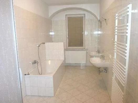 4-Zimmer-Wohnung mieten in Leoben – 193,43 m², € 1.134 – Bild 7 von 8
