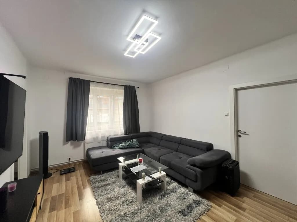 3-Zimmer-Wohnung mieten in Leoben – 58 m², € 799 – Bild 1 von 5