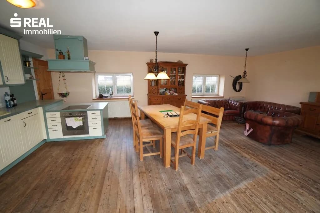 4-Zimmer-Haus kaufen in Tulln – 1 281 m², € 349.000