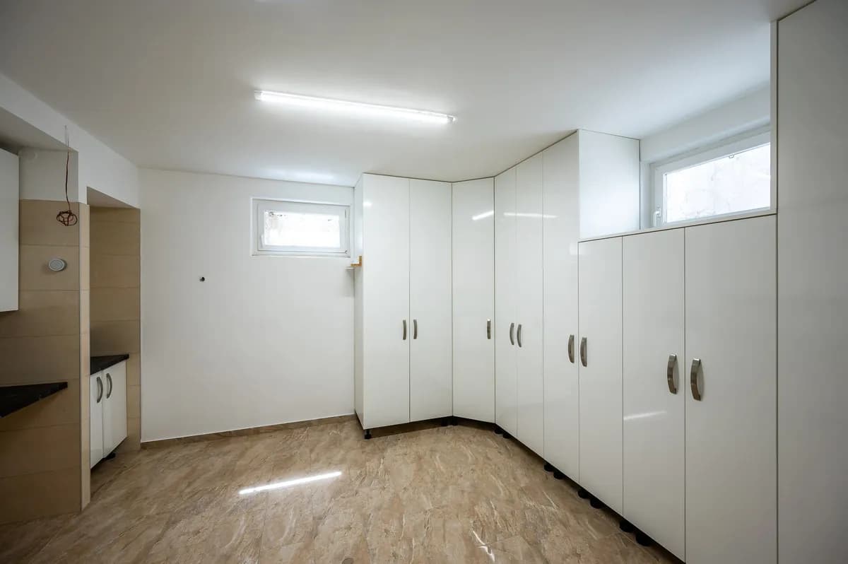 6-Zimmer-Haus kaufen in Gänserndorf – 215,6 m², € 1.075.000 – Bild 50 von 54