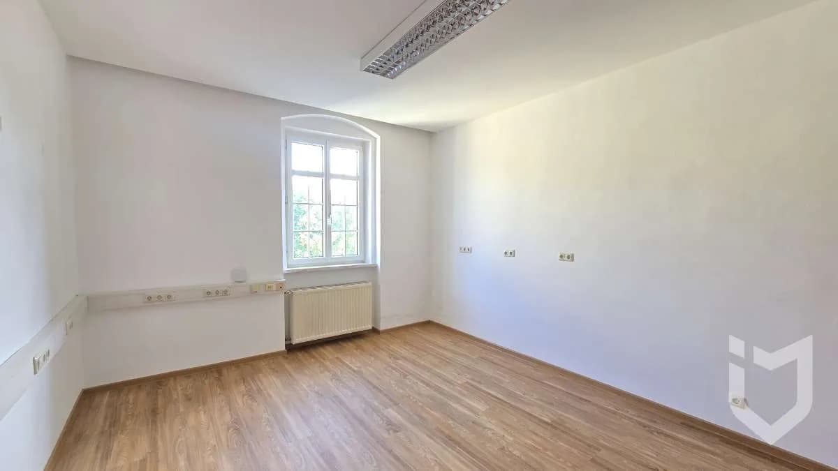 Gewerbeimmobilie mieten in Steyr-Land – 98 m², € 1.033 – Bild 4 von 13