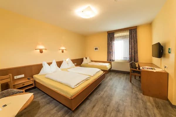 17-Zimmer-Wohnung kaufen in Graz – 330 m², € 990.000 – Bild 1 von 6