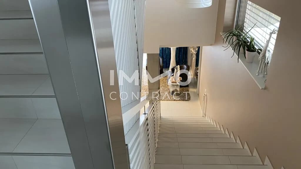 5-Zimmer-Haus kaufen in Lienz – 260 m², € 1.350.000 – Bild 9 von 9