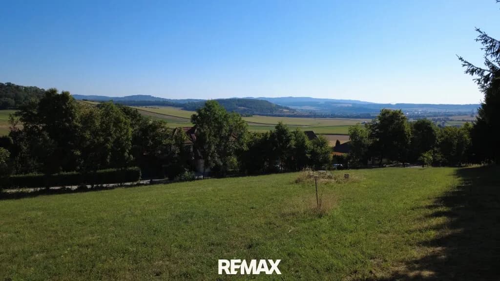 Grundstück kaufen in Melk – 1 435 m², € 98.000