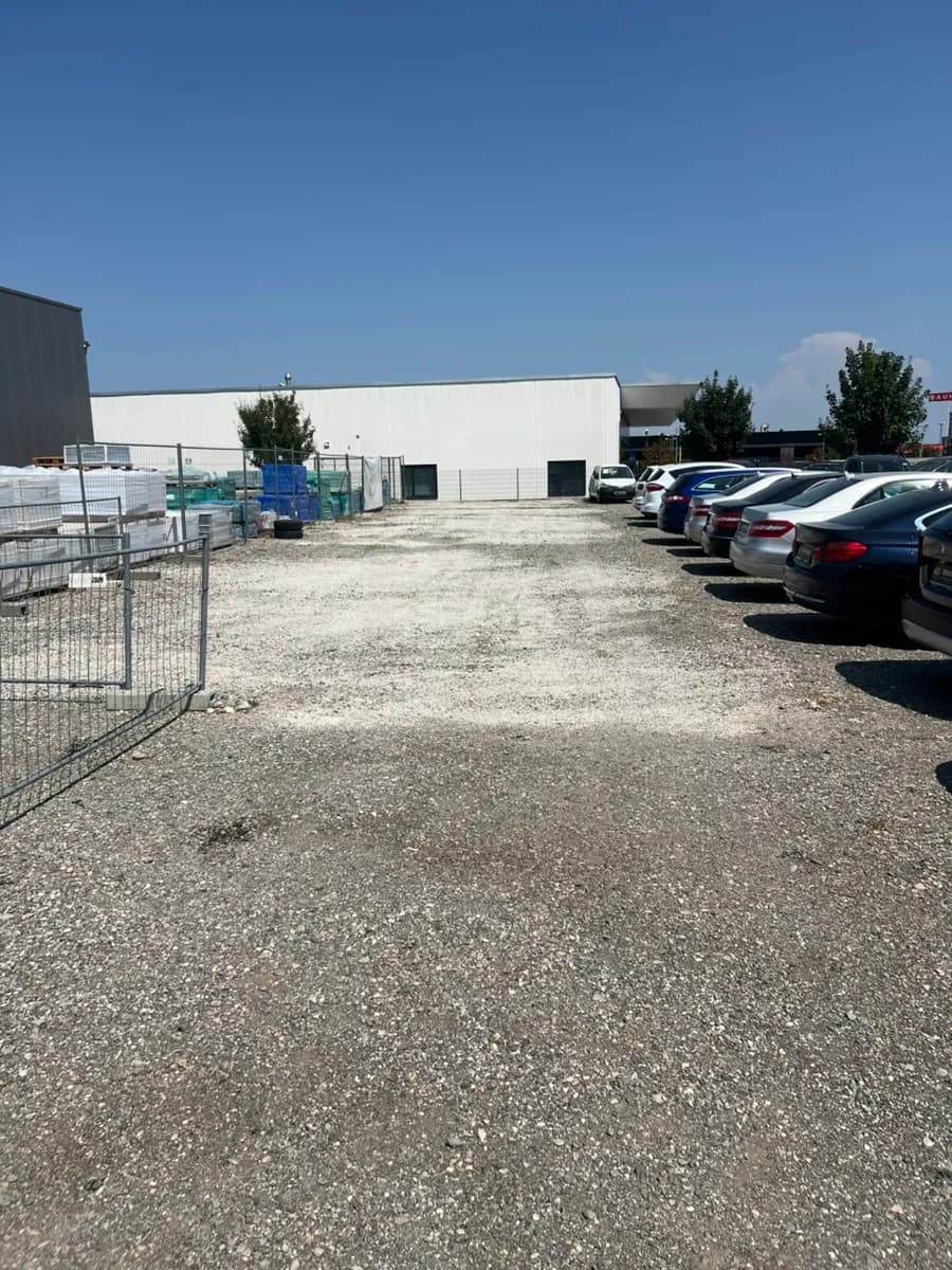 Immobilie mieten in Wels – 400 m², € 1.150 – Bild 2 von 7