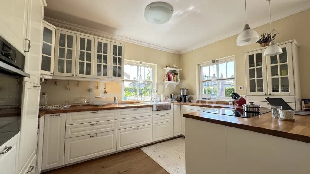 5-Zimmer-Haus kaufen in Vöcklabruck – 147 m², € 790.000 – Bild 4 von 16